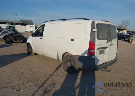 2016 Mercedes-Benz Metris z USA, uszkodzony, nr VIN WD3PG2EA2G3095705